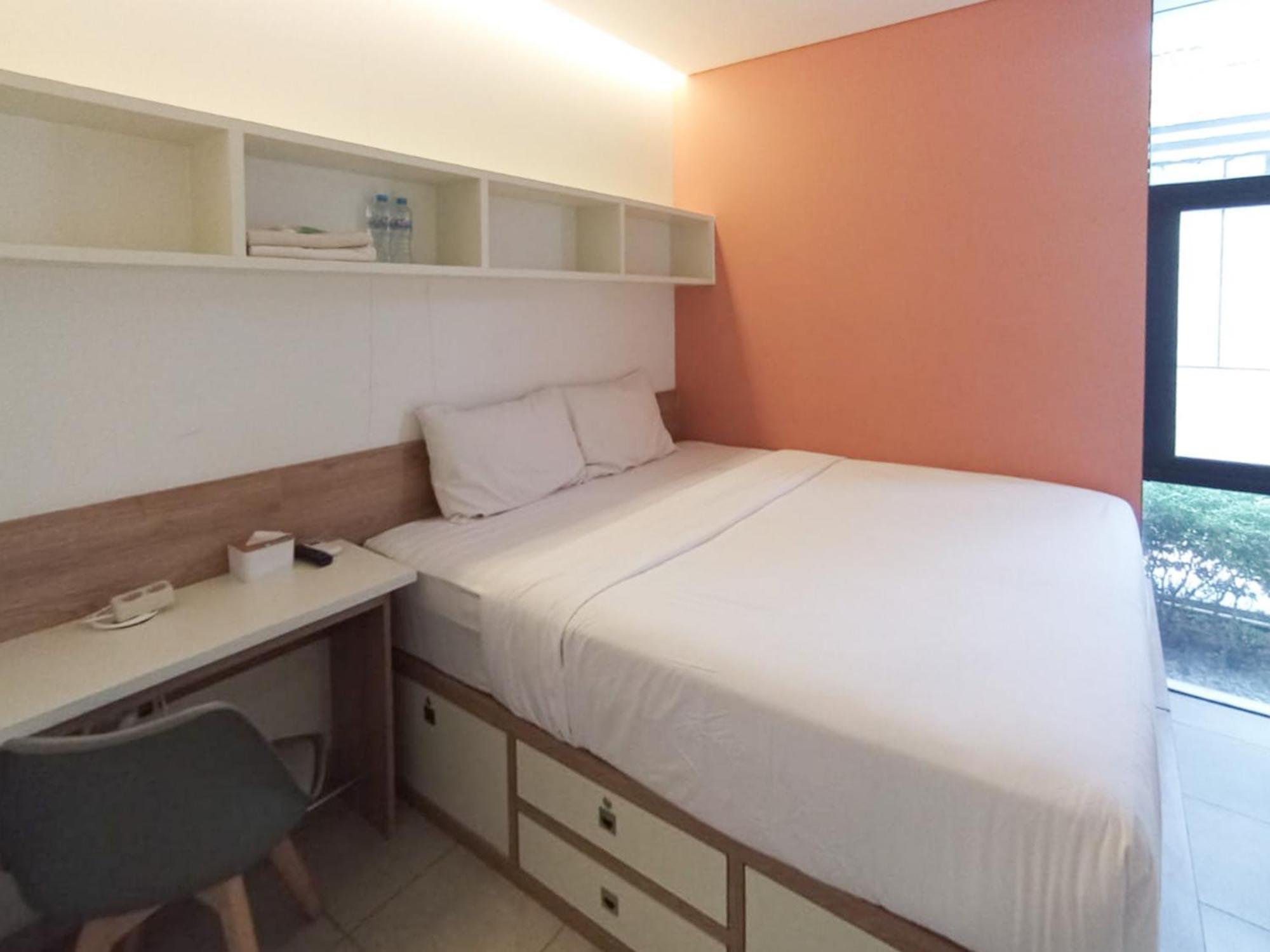 Отель Ofo Kost Premium Kampung Inggris Pare Syariah Mitra Reddoorz Экстерьер фото