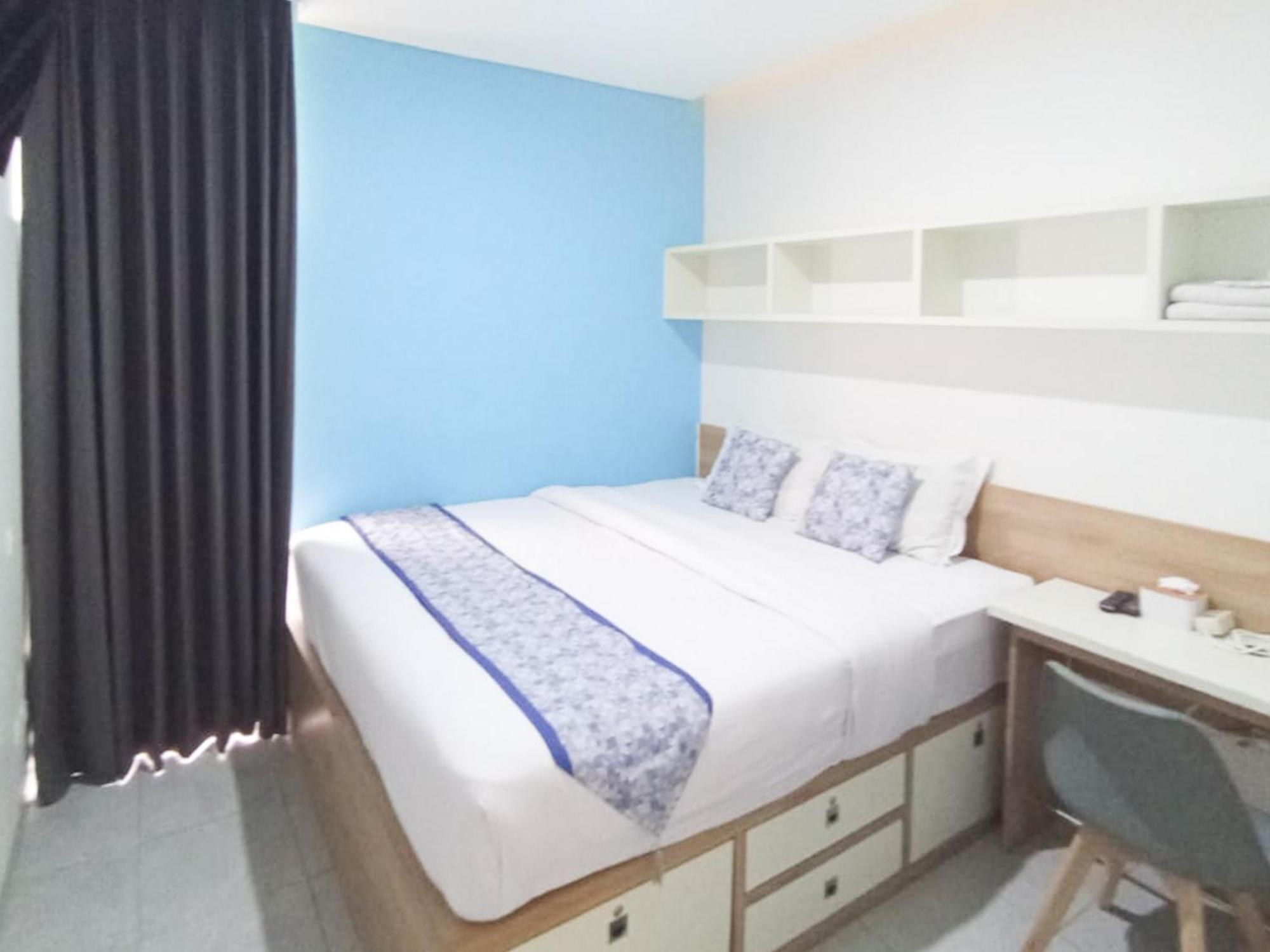 Отель Ofo Kost Premium Kampung Inggris Pare Syariah Mitra Reddoorz Экстерьер фото