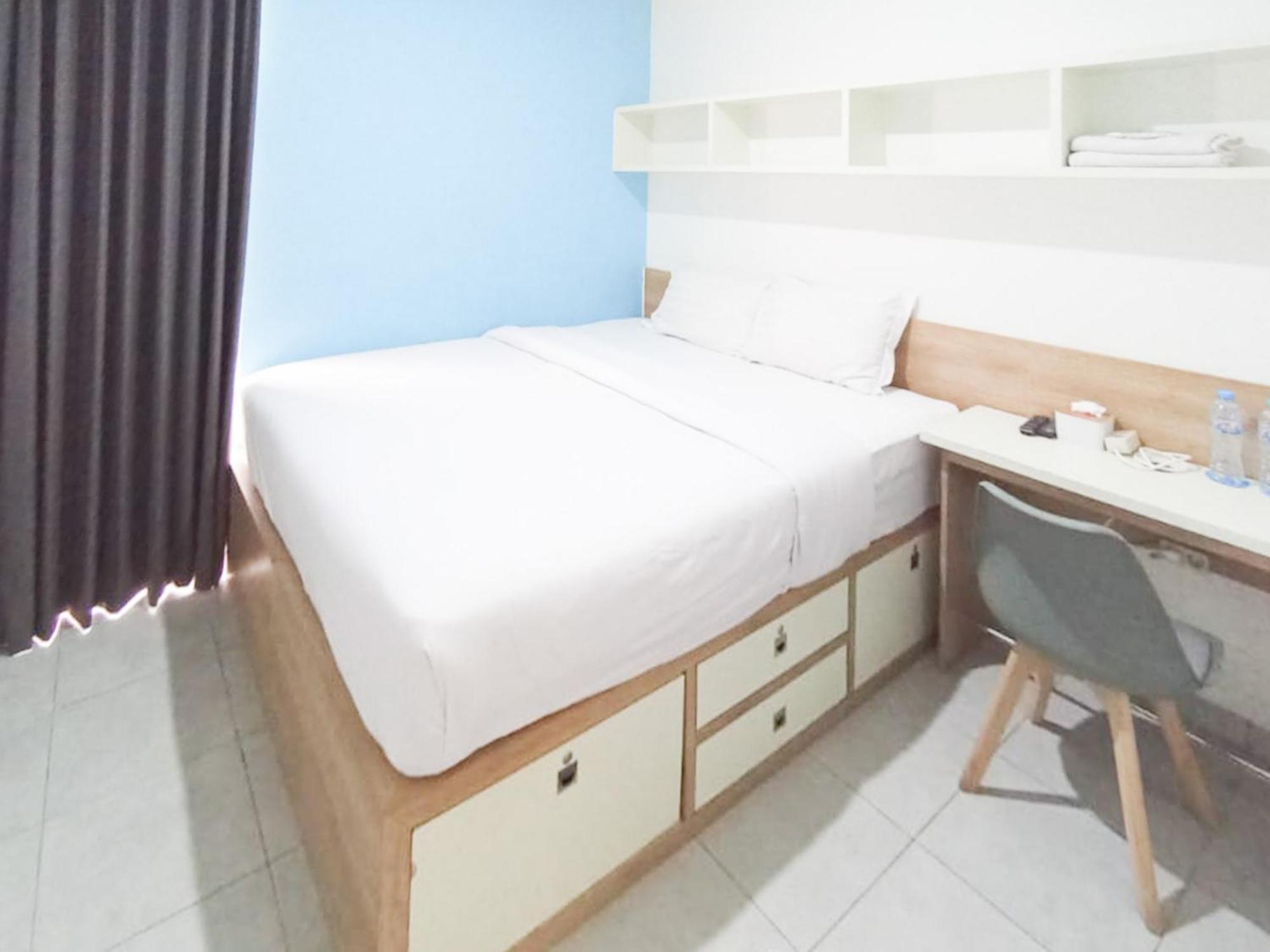 Отель Ofo Kost Premium Kampung Inggris Pare Syariah Mitra Reddoorz Экстерьер фото
