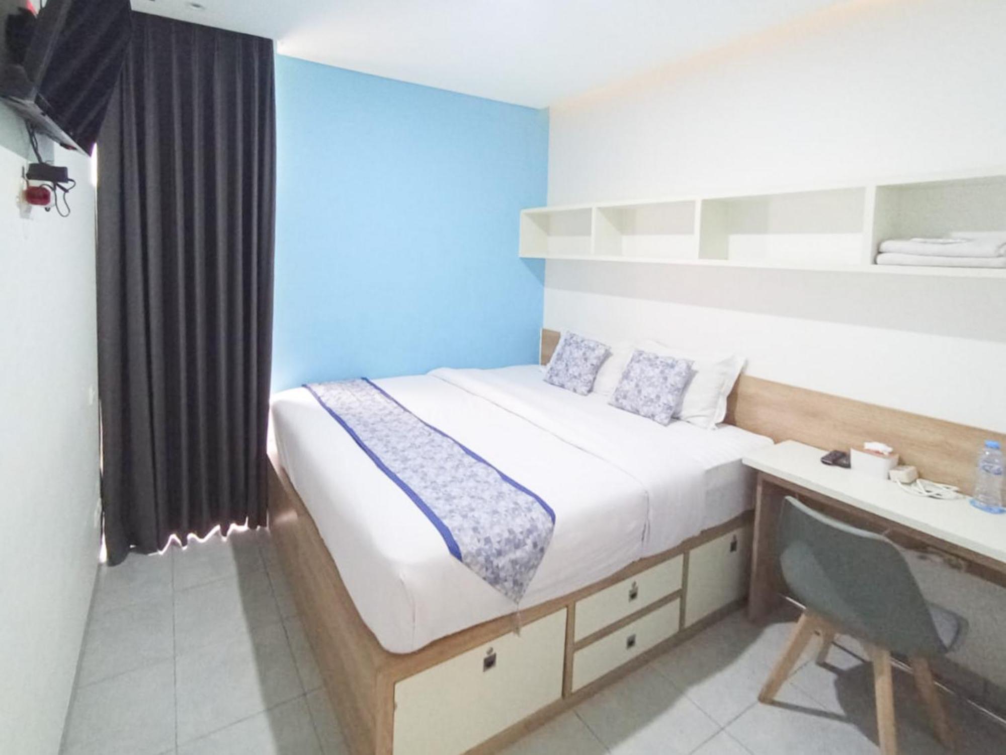 Отель Ofo Kost Premium Kampung Inggris Pare Syariah Mitra Reddoorz Экстерьер фото