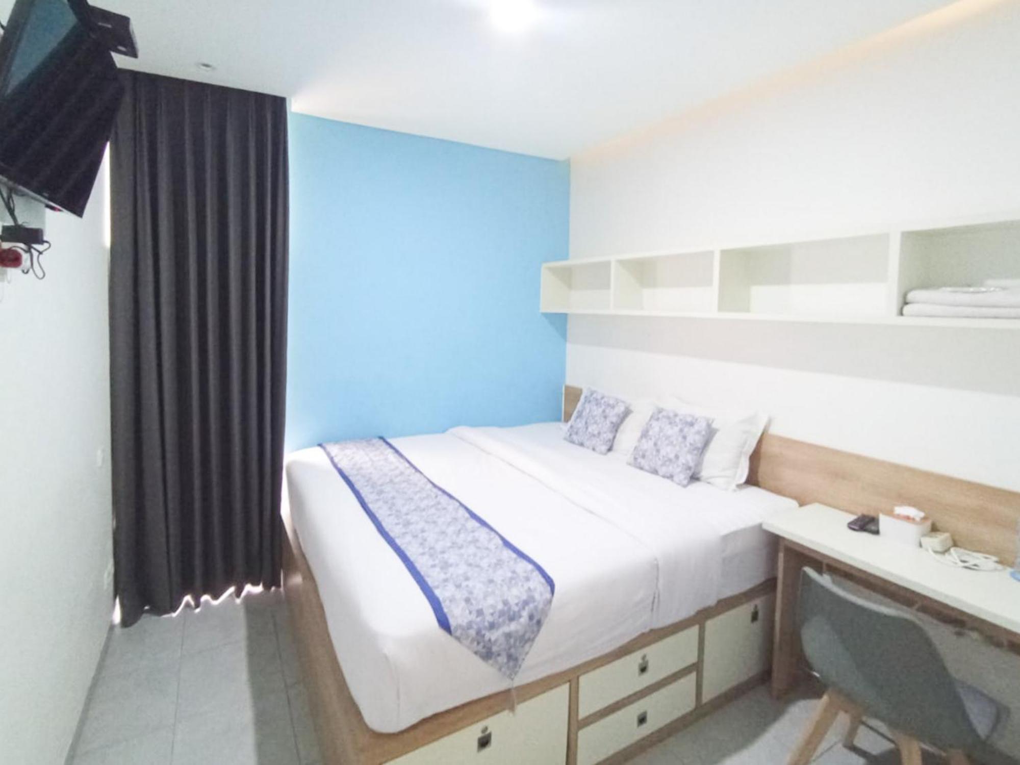 Отель Ofo Kost Premium Kampung Inggris Pare Syariah Mitra Reddoorz Экстерьер фото